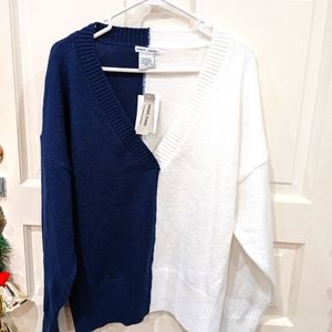Navy blue/white color block sweater